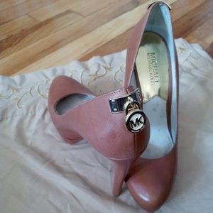 Michael Kors Hamilton Pumps